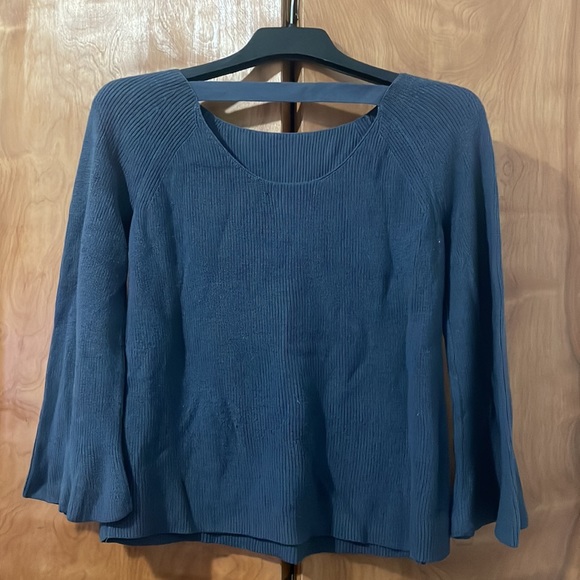 LOFT Dark Grey Knit Sweater in Size L - Picture 2 of 4